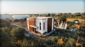 Продава  Къща, гр. Костинброд