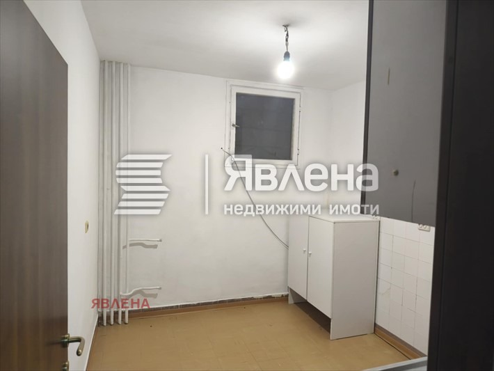 Продава 3-СТАЕН, гр. София, Люлин 10, снимка 10 - Апартаменти - 53001579