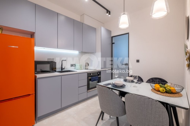 Продава МНОГОСТАЕН, гр. София, Център, снимка 7 - Апартаменти - 53070344