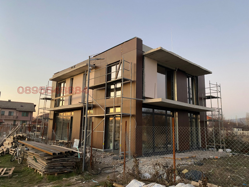 Продава КЪЩА, гр. Костинброд, област София област