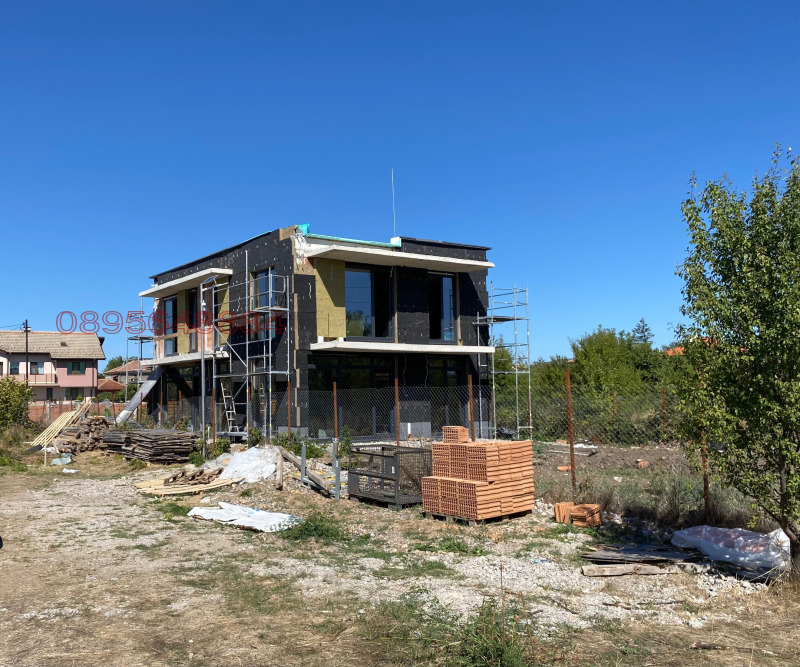 Till salu  Hus region Sofia , Kostinbrod , 218 kvm | 73235308 - bild [3]