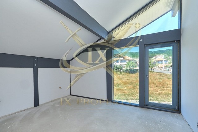 Продава КЪЩА, с. Кошарица, област Бургас, снимка 3 - Къщи - 54237317