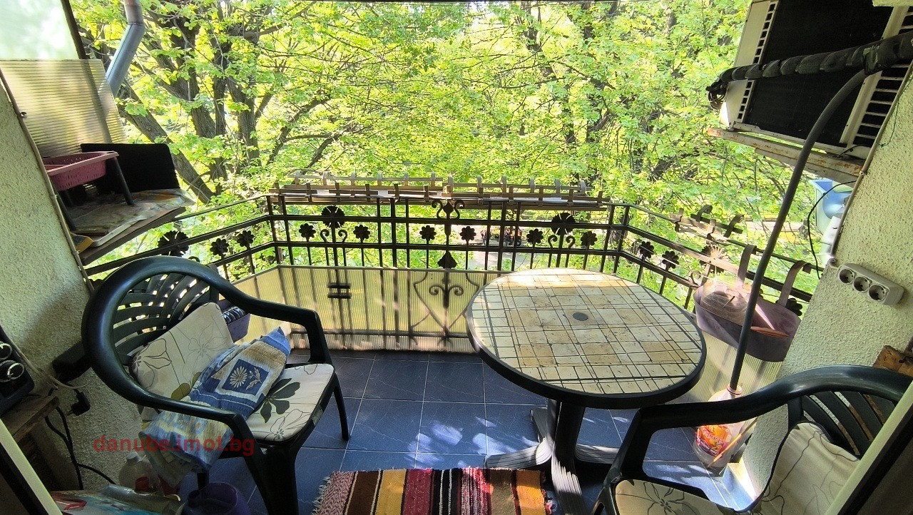 Продава ЕТАЖ ОТ КЪЩА, гр. Русе, Център, снимка 7 - Етаж от къща - 54281162