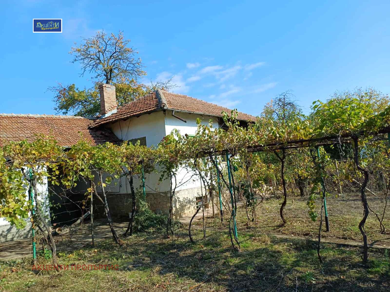 Продава КЪЩА, с. Горско Косово, област Велико Търново, снимка 2 - Къщи - 53766106