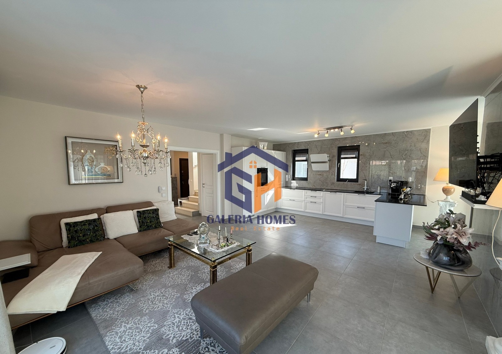 Продава КЪЩА, гр. Поморие, област Бургас, снимка 4 - Къщи - 54203190