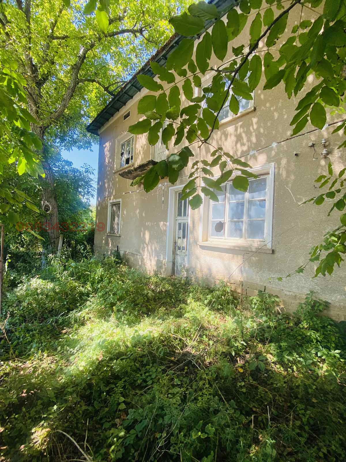 Продава КЪЩА, гр. Роман, област Враца