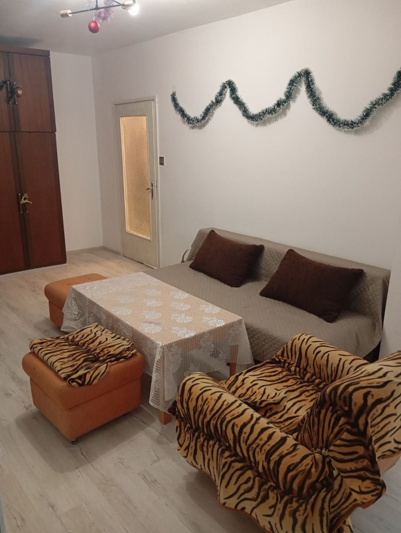 Продава 2-СТАЕН в град Стара Загора, Център - 50 кв.м / 106 000 € » 207 317.98 лв., МИХАЙЛОВА
