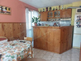 2 спаваће собе Добротица - Варненска, Добрич 2