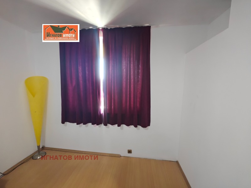 De vânzare  1 dormitor Pazardjic , Țentâr , 64 mp | 81626786 - imagine [5]