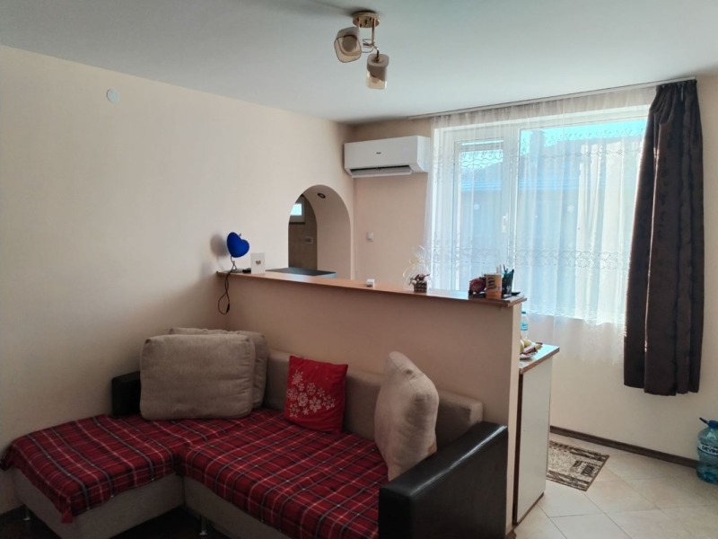 Продава 2-СТАЕН, гр. София, Толстой, снимка 4 - Апартаменти - 53097435