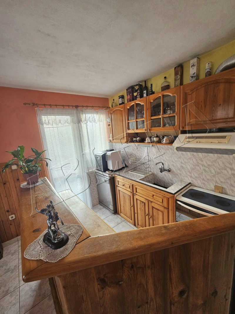 For Sale  2 bedroom Dobrich , Dobrotitsa - Varnenska , 107 sq.m | 68876516 - image [2]