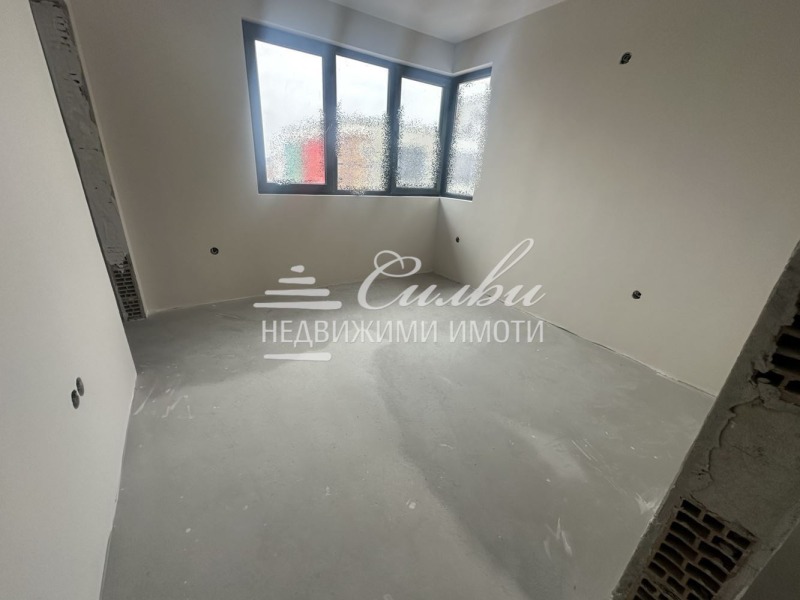 Продава 3-СТАЕН, гр. Търговище, Вароша, снимка 2 - Апартаменти - 53098023