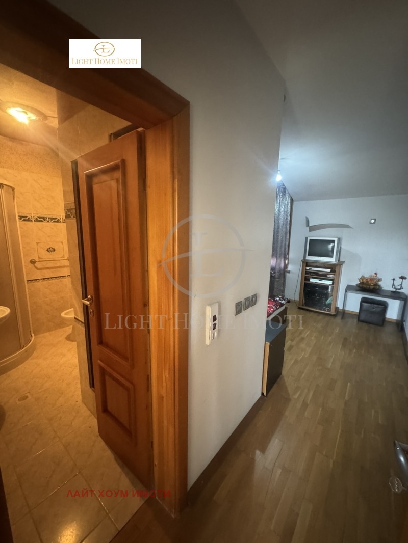 Myytävänä  Pienhuoneisto Plovdiv , Karšijaka , 152 neliömetriä | 41184332 - kuva [11]