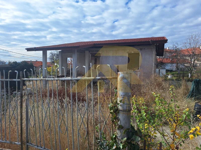 Продава КЪЩА, с. Люлин, област Перник, снимка 5 - Къщи - 52550114