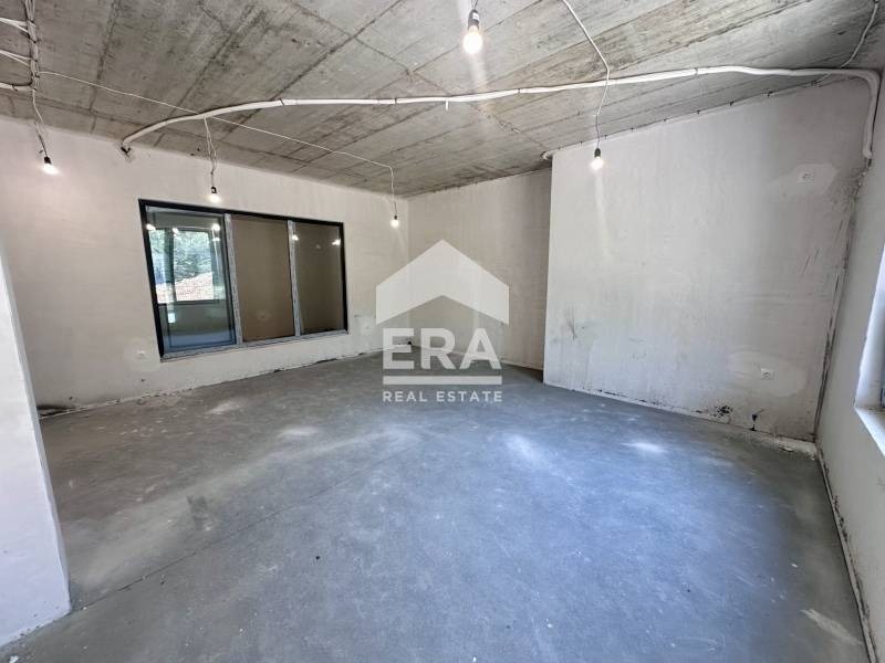 Продава 3-СТАЕН, гр. Велико Търново, Зона Б, снимка 2 - Апартаменти - 55103354