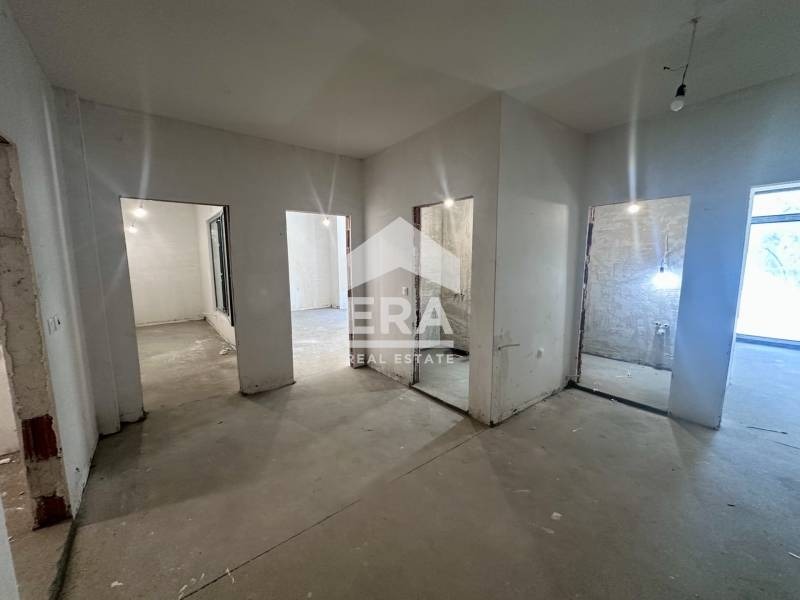 Продава 3-СТАЕН, гр. Велико Търново, Зона Б, снимка 6 - Апартаменти - 55103354