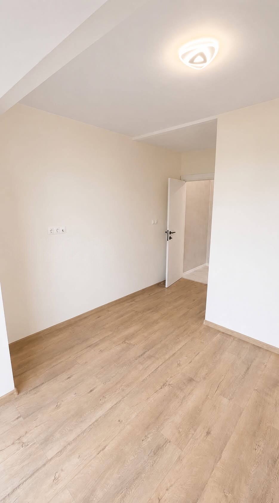 Продава 2-СТАЕН, гр. Варна, Младост 1, снимка 5 - Апартаменти - 55013997