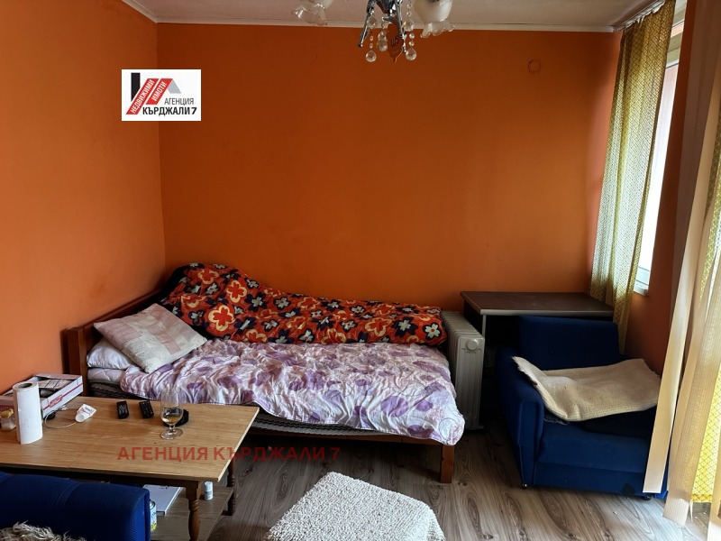 Продава  2-стаен град Кърджали , Веселчане , 61 кв.м | 59937646 - изображение [5]