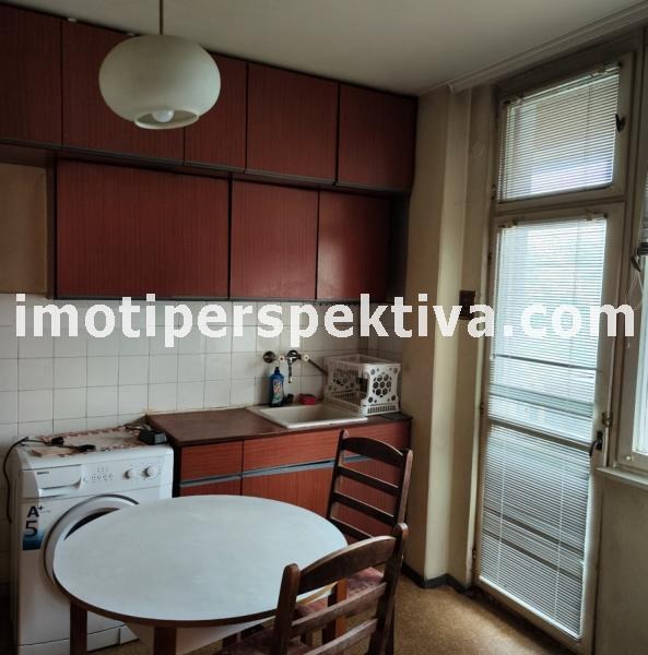 En venta  2 dormitorios Plovdiv , Kyuchuk Parizh , 100 metros cuadrados | 23727296 - imagen [2]