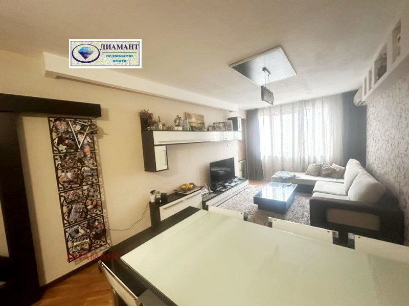 Продава 3-СТАЕН, гр. Русе, Център