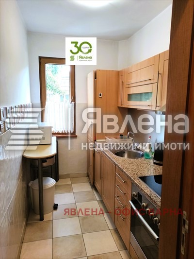 Продава 3-СТАЕН, гр. Варна, Окръжна болница-Генерали, снимка 2 - Апартаменти - 56263541