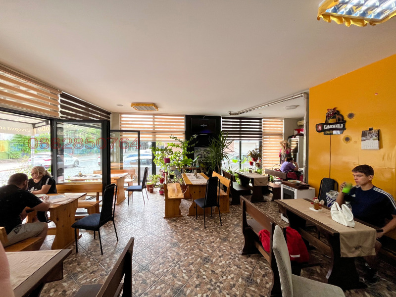 Продава ЗАВЕДЕНИЕ, гр. Пловдив, Център, снимка 7 - Заведения - 53128679