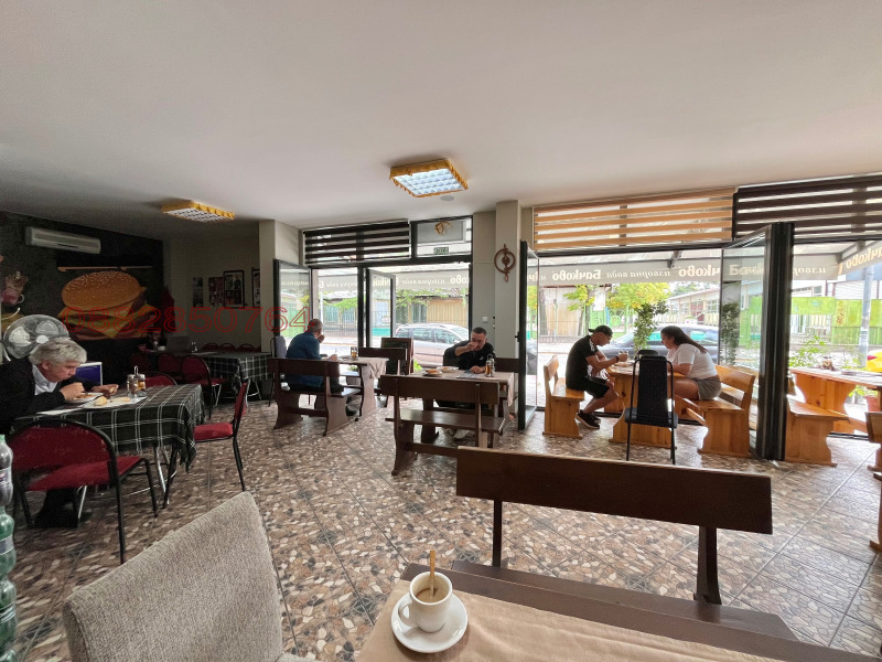 Продава ЗАВЕДЕНИЕ, гр. Пловдив, Център, снимка 6 - Заведения - 53128679