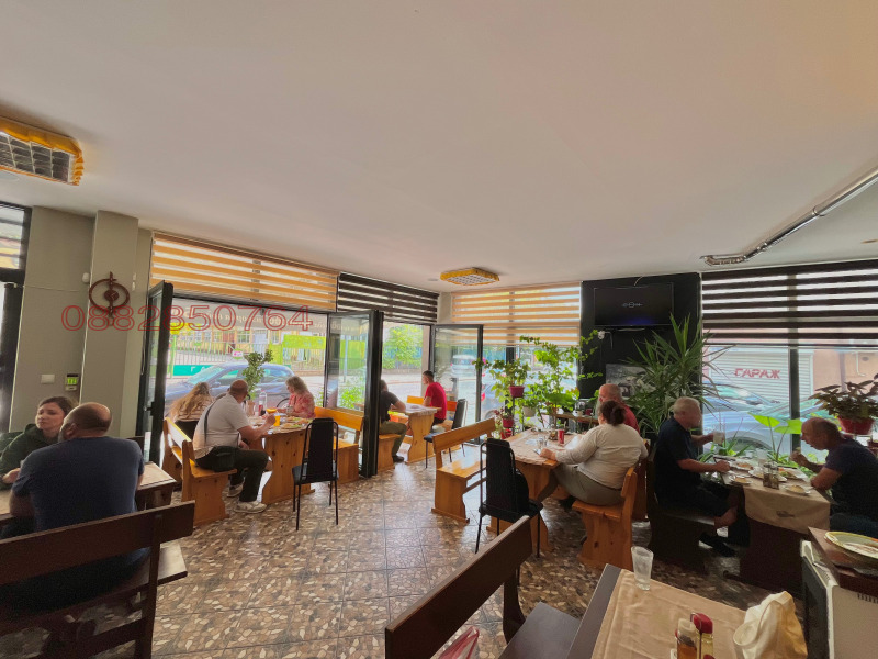 Продава ЗАВЕДЕНИЕ, гр. Пловдив, Център, снимка 4 - Заведения - 53128679