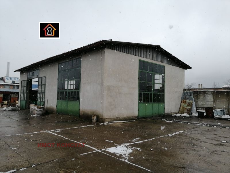 Продава ПРОМ. ПОМЕЩЕНИЕ, гр. Враца, Промишлена зона - Изток, снимка 3 - Производствени сгради - 53268468
