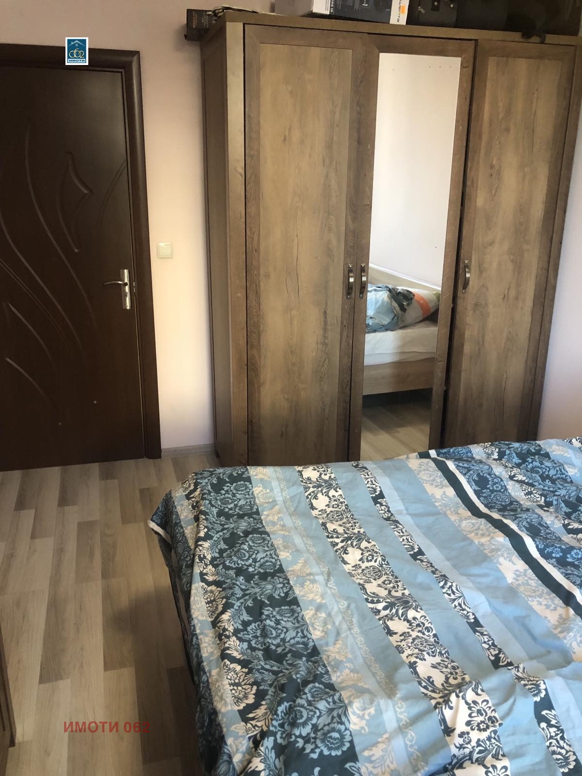 Продава 3-СТАЕН, гр. Велико Търново, Колю Фичето, снимка 3 - Апартаменти - 54925097