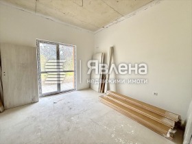 Обява продава офис, град Варна, Младост 2