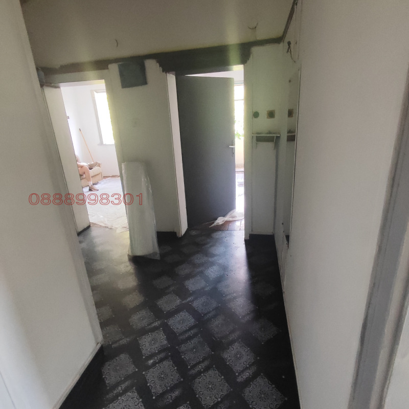 Продава  4-стаен град Благоевград , Идеален център , 137 кв.м | 13312332 - изображение [5]