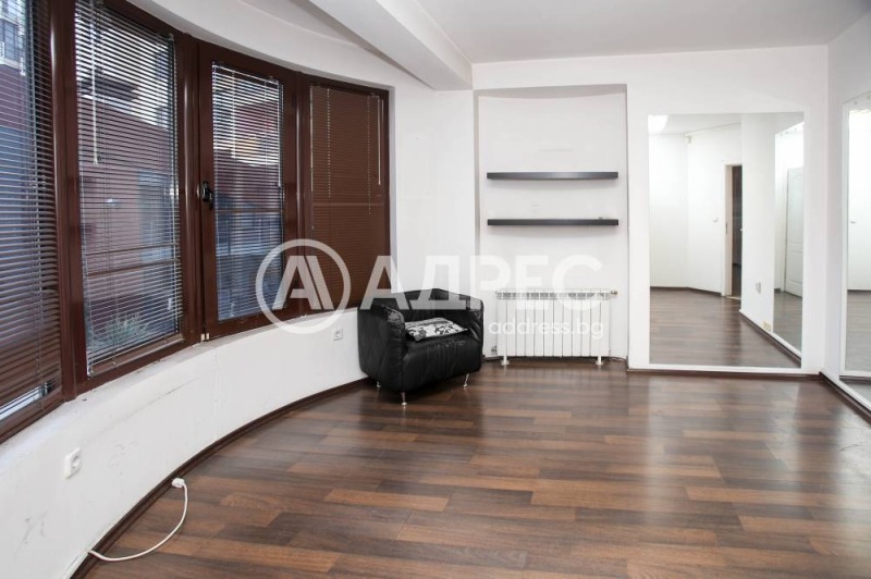 Продава МНОГОСТАЕН, гр. София, ж.гр.Южен парк, снимка 7 - Апартаменти - 52946362