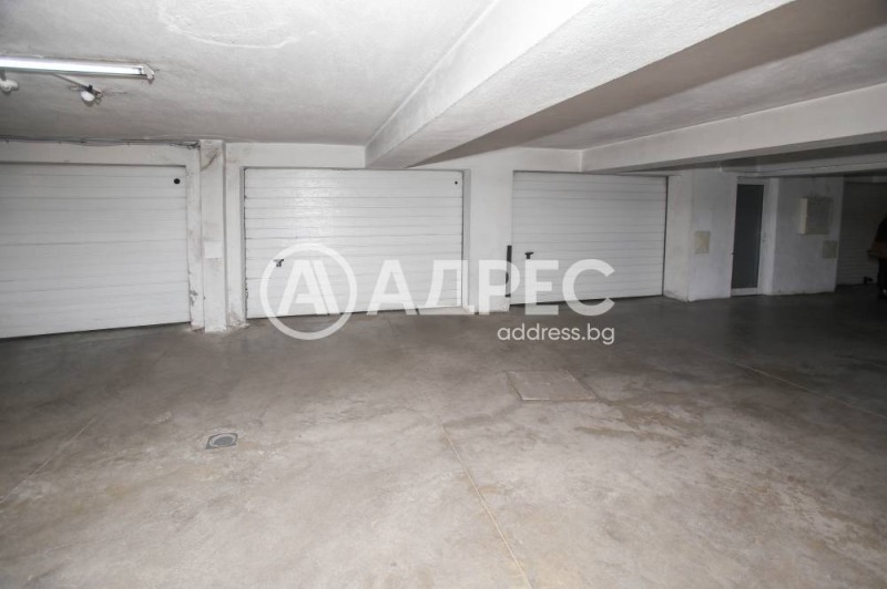 Продава МНОГОСТАЕН, гр. София, ж.гр.Южен парк, снимка 13 - Апартаменти - 52946362