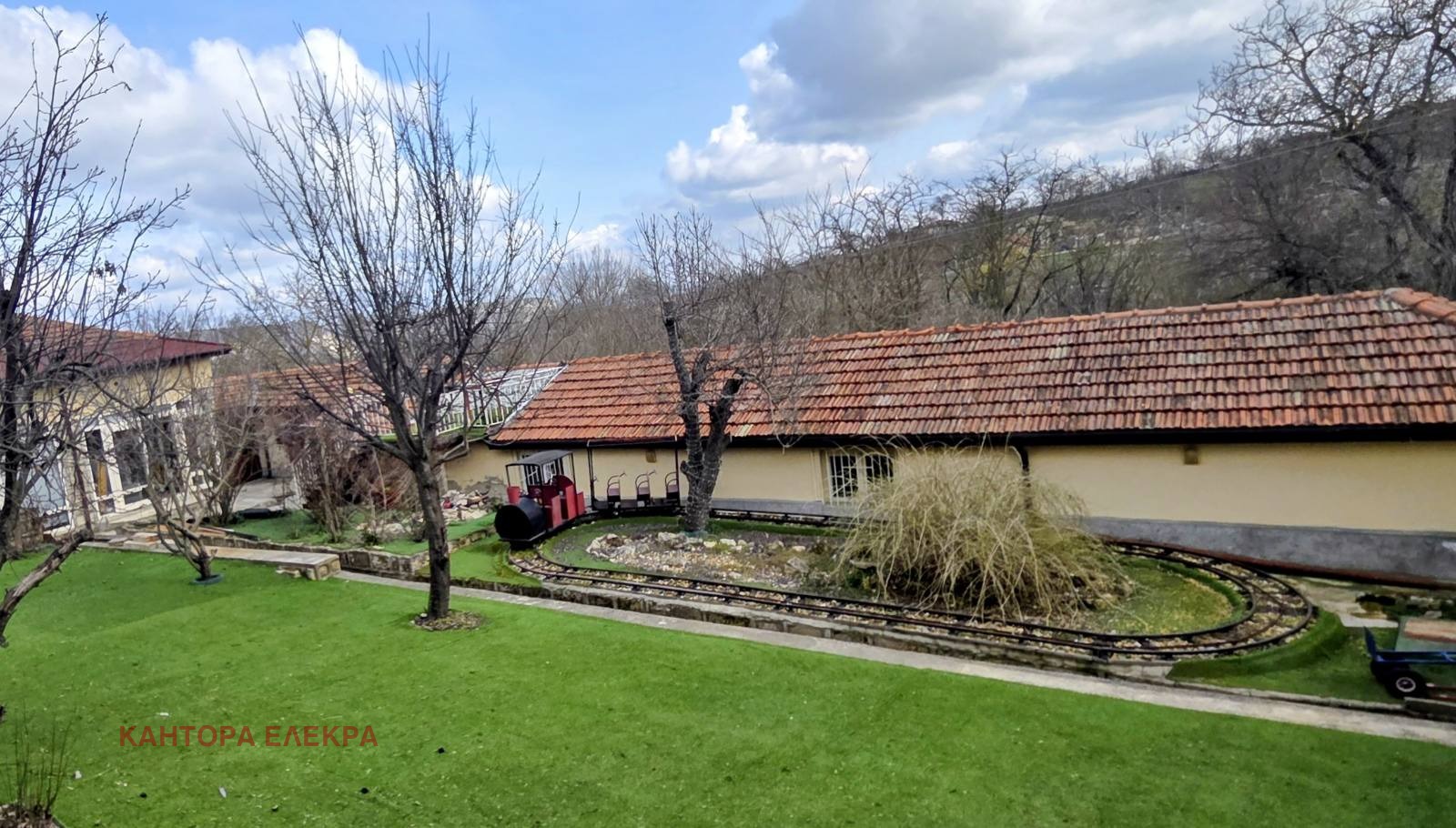 Продава КЪЩА, гр. Провадия, област Варна, снимка 2 - Къщи - 53915981