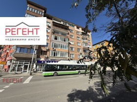 2 makuuhuonetta Tsentar, Gabrovo