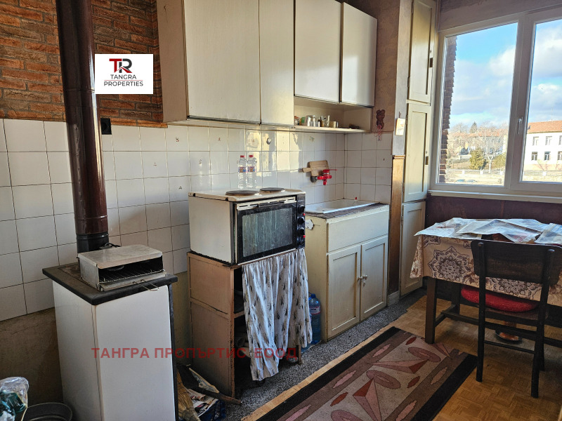 Продава 2-СТАЕН, гр. Радомир, област Перник, снимка 6 - Апартаменти - 53081791