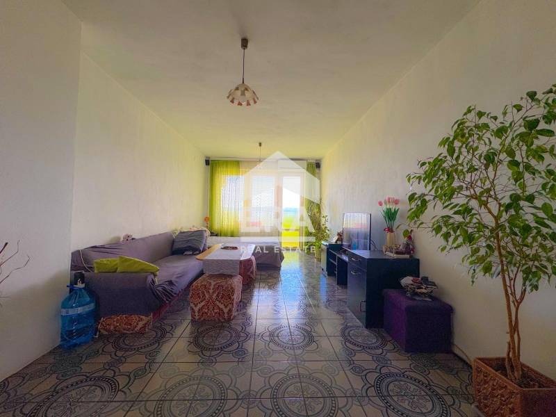 Продава 3-СТАЕН, гр. Варна, Лятно кино Тракия, снимка 2 - Апартаменти - 52451872