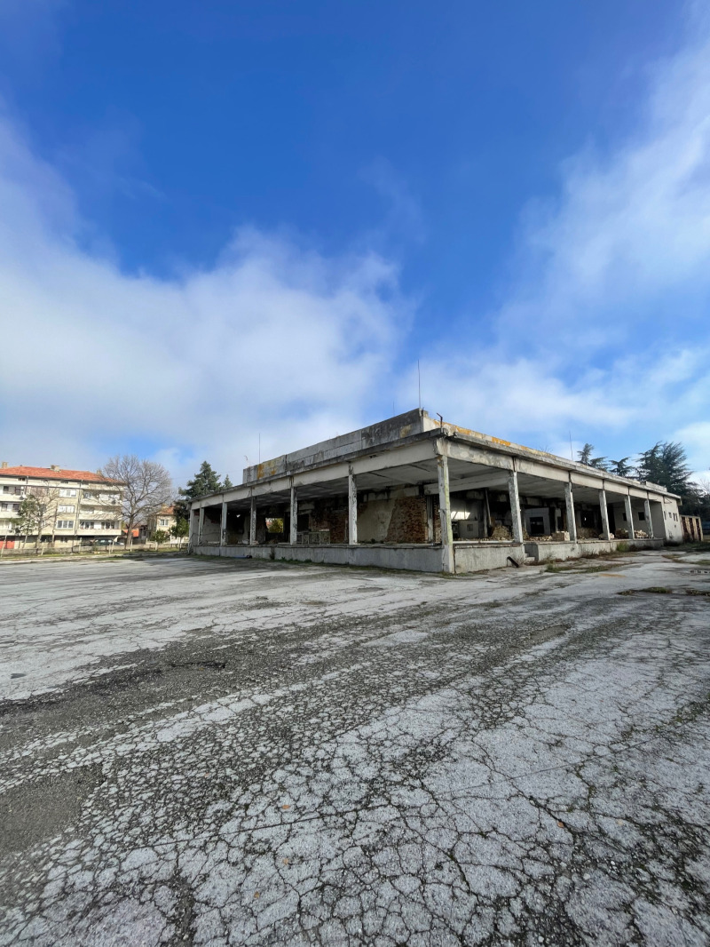 Продава ПРОМ. ПОМЕЩЕНИЕ, гр. Нови пазар, област Шумен, снимка 4 - Производствени сгради - 52410942