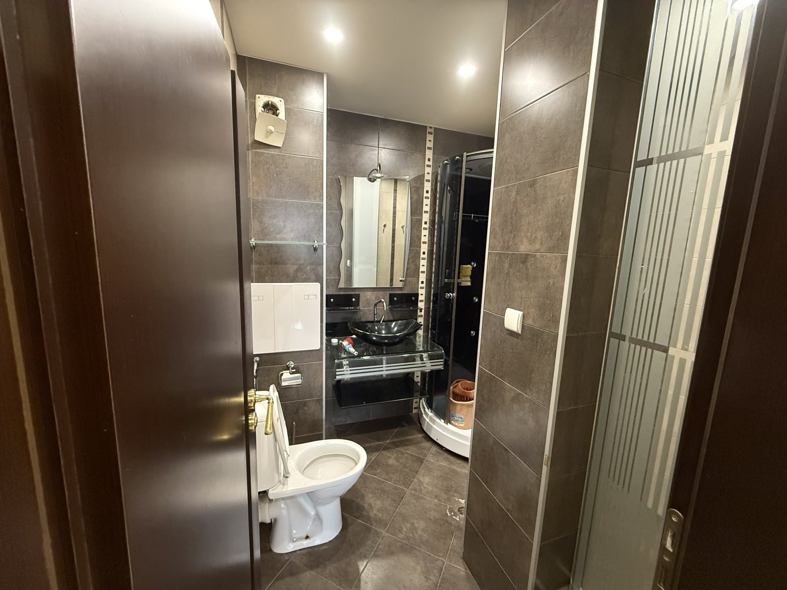 Продава МНОГОСТАЕН, гр. София, Банишора, снимка 4 - Апартаменти - 53274573