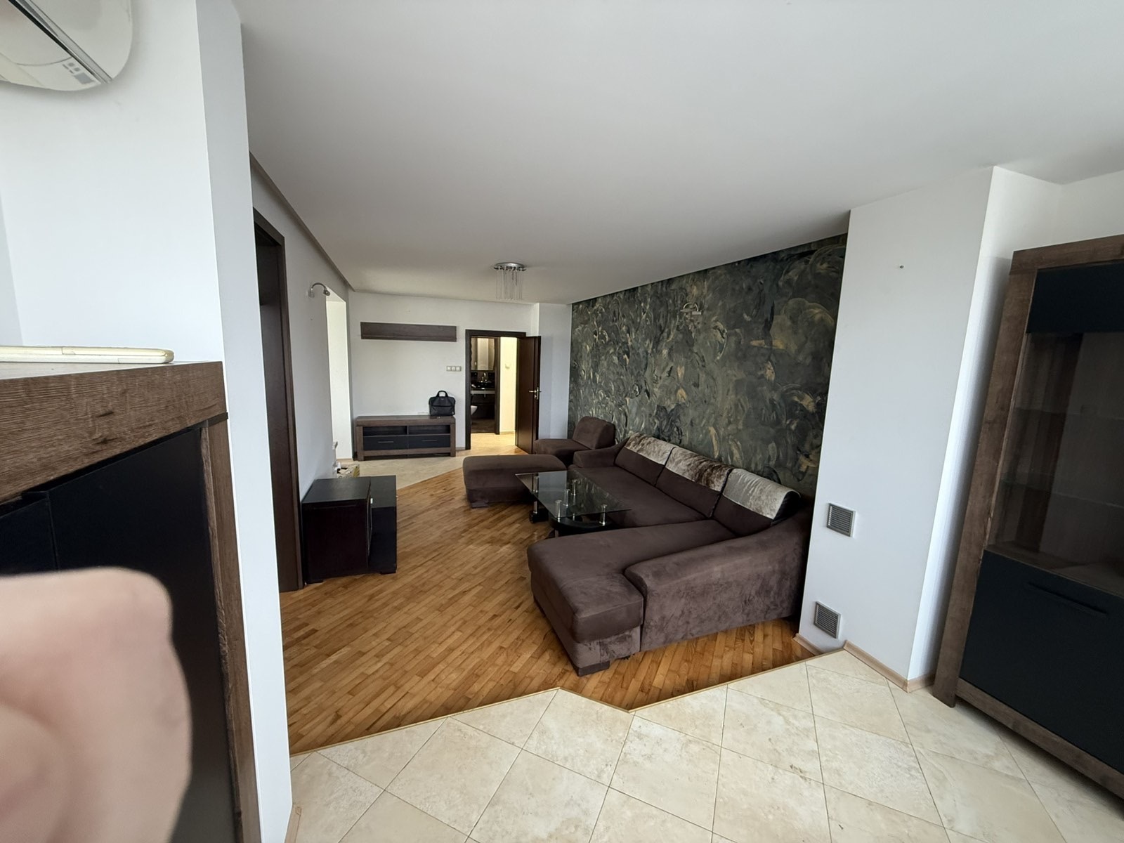 Продава МНОГОСТАЕН, гр. София, Банишора, снимка 2 - Апартаменти - 53274573