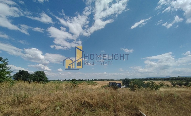 Продава ПАРЦЕЛ в град София, с. Чепинци - 2419 кв.м / 96 000 € » 187 759.68 лв., ХОУМЛАЙТ ЕООД