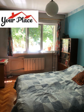 2 Schlafzimmer Zapaden park, Sofia 8