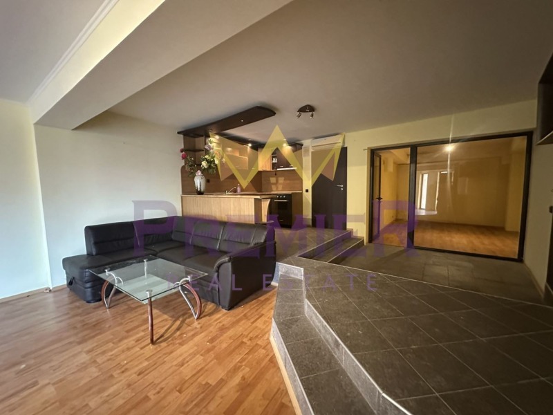 À venda  1 quarto Varna , m-t Alen mak , 154 m² | 65027804