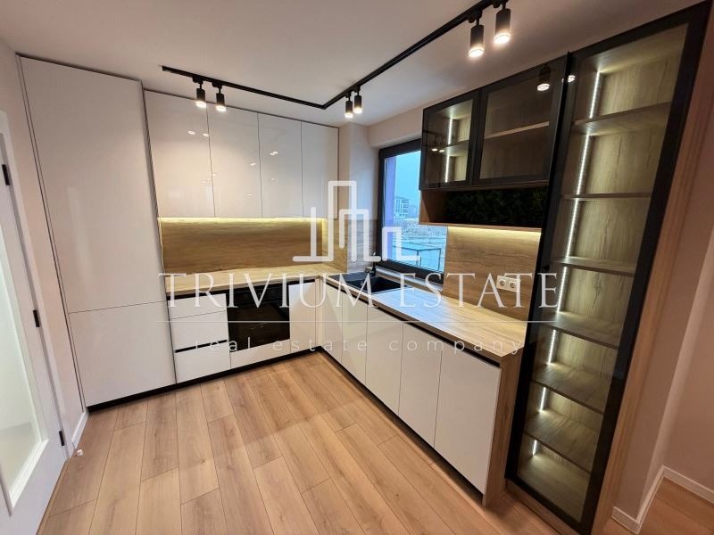 Продава 2-СТАЕН, гр. Пловдив, Остромила