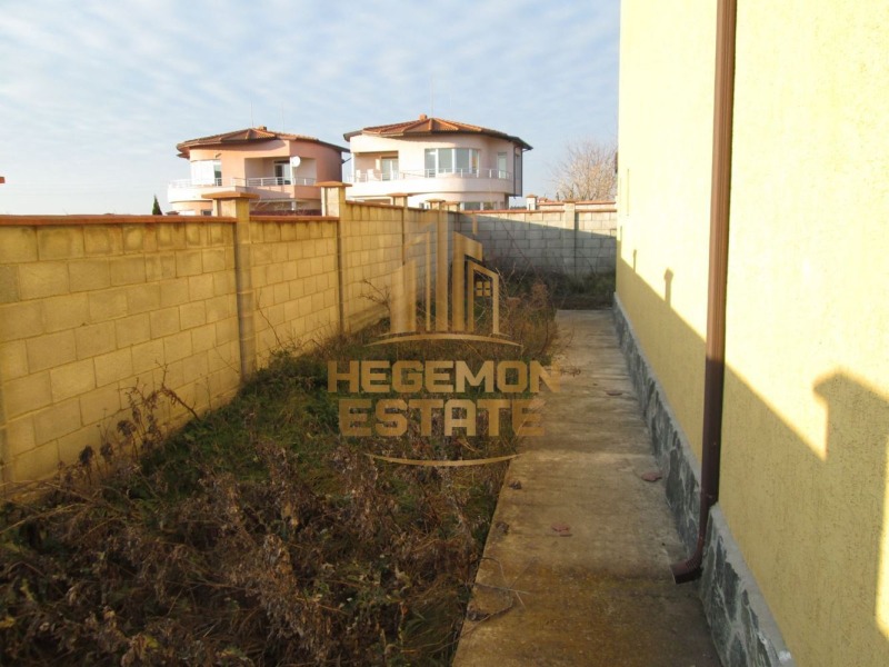 Продава  Къща област Добрич , с. Топола , 182 кв.м | 67254919 - изображение [13]