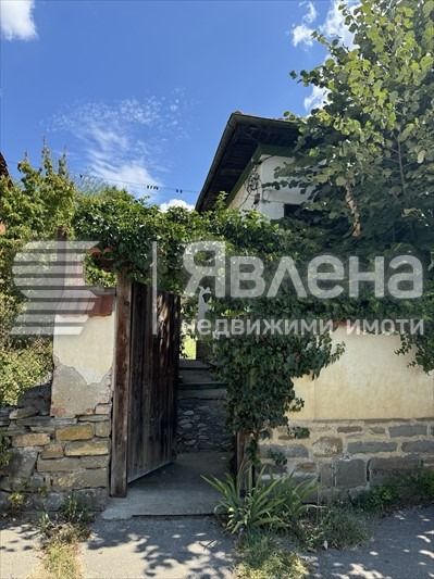 Продава КЪЩА, с. Джурово, област София област, снимка 14 - Къщи - 54416316