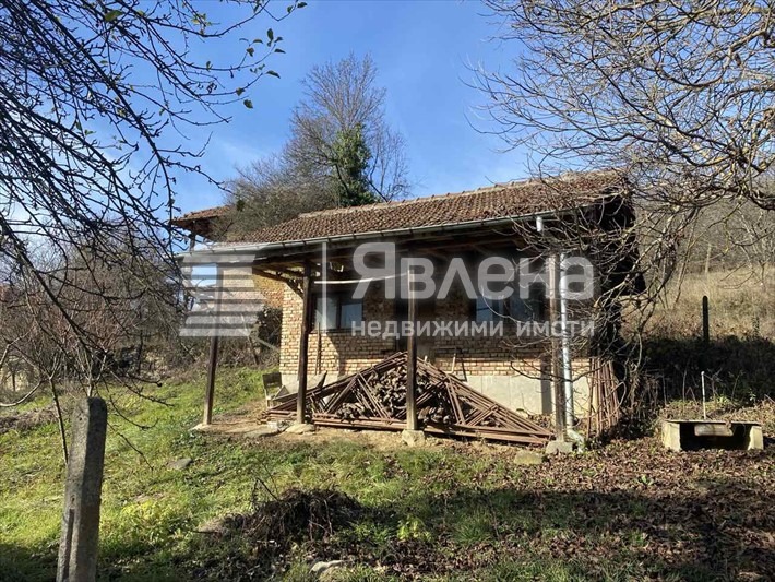 Продава КЪЩА, с. Джурово, област София област, снимка 10 - Къщи - 54416316