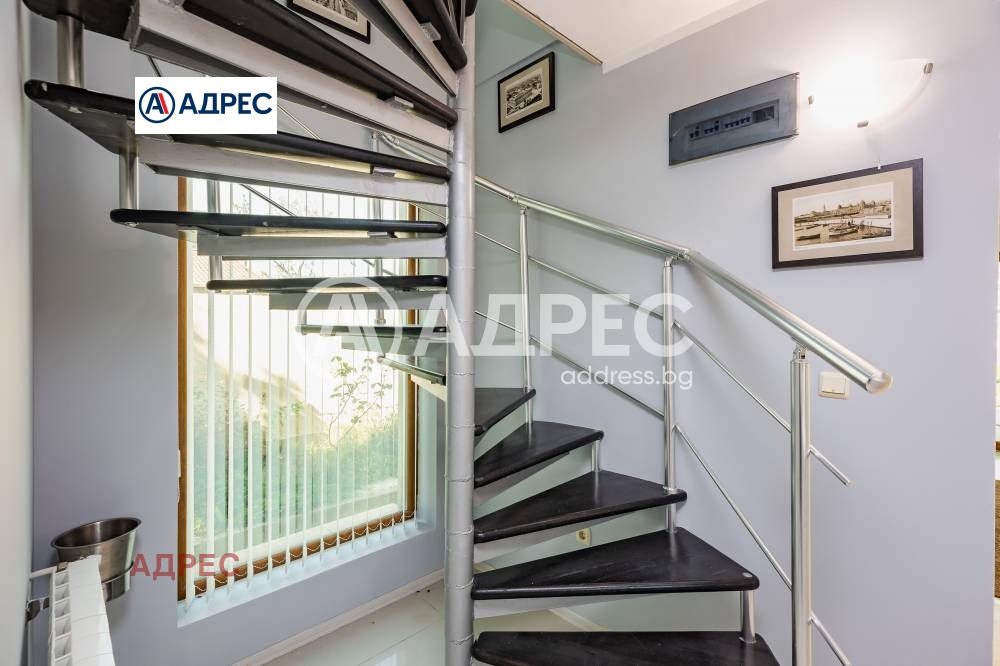 Продава КЪЩА, гр. Варна, м-т Долна Трака, снимка 9 - Къщи - 56160108