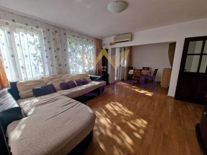 Продается  2 спальни Варна , Спортна зала , 118 кв.м | 70912365